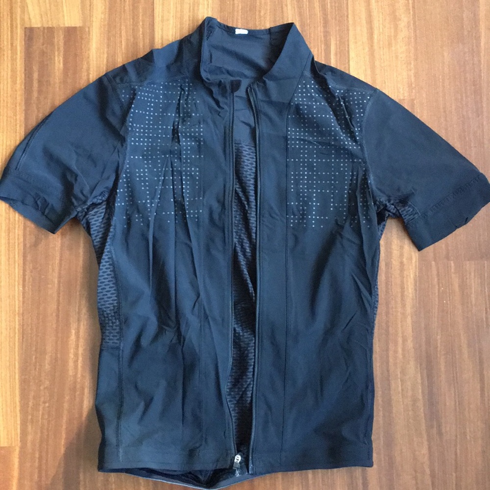 Lululemon biking shirt mens